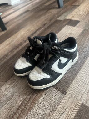 Nike Kids Black & White Low-Top Pandas